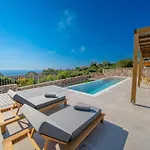 Summer Breeze 빌라 Tzamarelata