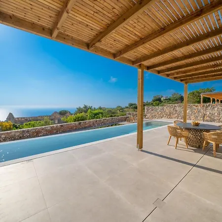 Summer Breeze Villa